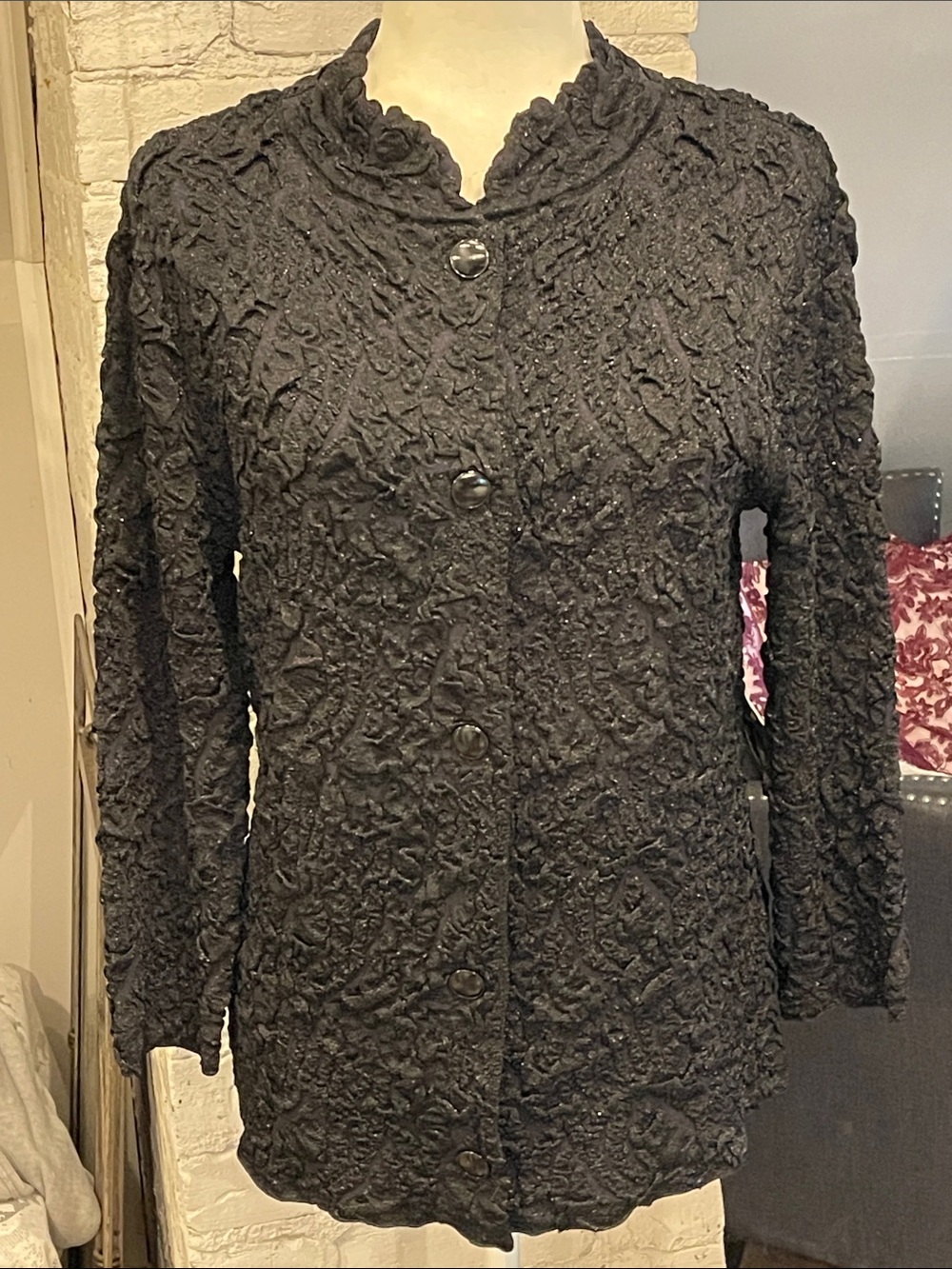 Jones New York Black Textured Button-Front Blazer